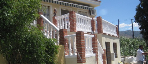 AX224 – Pretty house in the country with two terraces, townhouse near Velez-Malaga