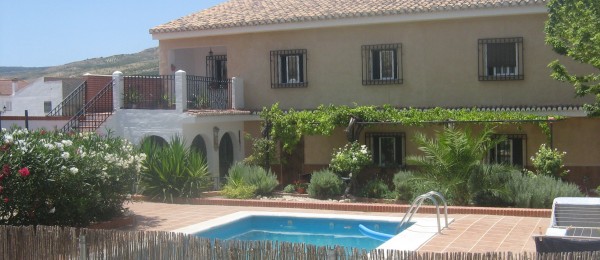 G099 – Country house in Cacin village G099 – Country house in Cacin village