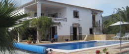 AX364, Casa Violeta, Alcaucin