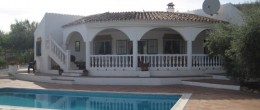 AX365, Casa Judi, Alcaucin