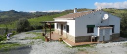 AX395 – Casa Peña Hierro, Country house near Los Romanes AX395 – Casa Peña Hierro, Country house near Los Romanes