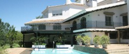 AX442 – Cortijo de las Cuevas, historic country mansion, Velez-Malaga