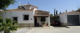 AX727 – La Casa Redonda, stylish 3 bedroom country house near Comares AX727 – La Casa Redonda, stylish 3 bedroom country house near Comares