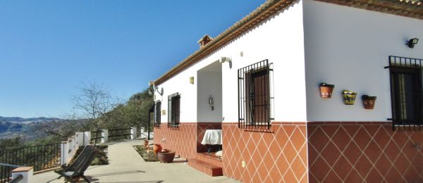 AX946 – Casa Las Vistas, country house near Riogordo AX946 – Casa Las Vistas, country house near Riogordo