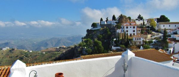 AX1287- Casa de la Roca, small village house in Comares