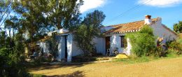 AX976 – Cortijo La Parrilla, country house to restore, Triana, Velez-Malaga AX976 – Cortijo La Parrilla, country house to restore, Triana, Velez-Malaga