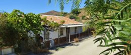 AX1017 – Casa Las Romeras – country house with plot, Riogordo AX1017 – Casa Las Romeras – country house with plot, Riogordo