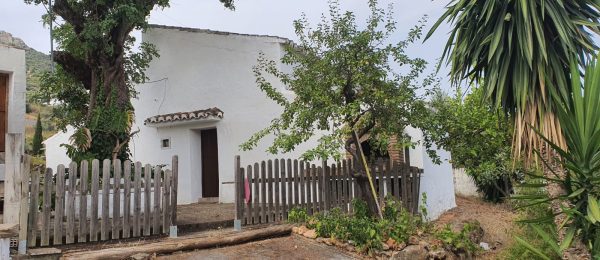AX1114 – Casa Las Chumberas, country house, Comares