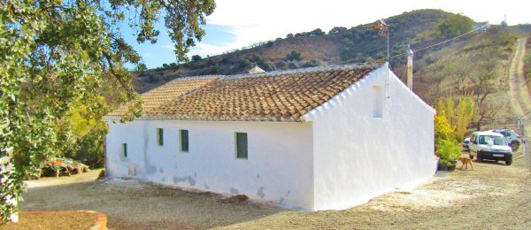 AX1120 – Casa Charcón, Comares, Montes de Málaga