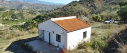 AX1141 – Casita del Monte, small country house near Cutar, Malaga