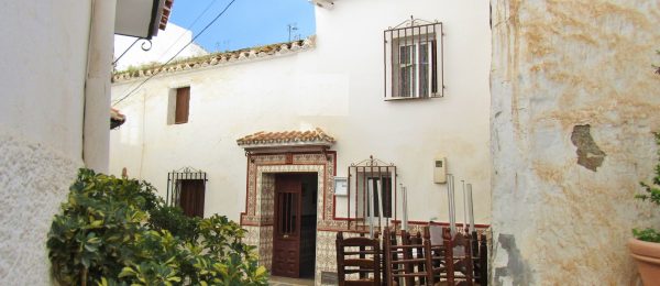 AX1158 – Casa Carmen, village house to restore, Canillas de Aceituno