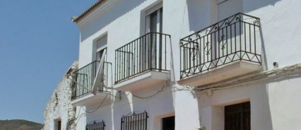 AX1182 – Casa Mari, restored village house, Benamargosa