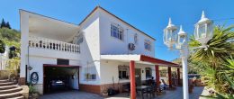 AX1221 – Villa Augustin, country house, Canillas de Aceituno area