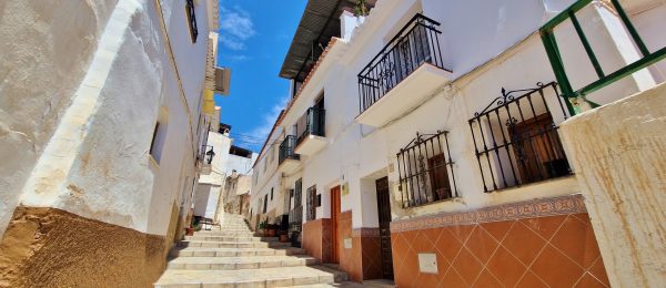 AX1236 – Casa Cantillo, spacious village house, Algarrobo