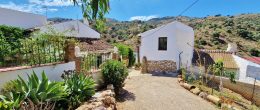 AX1251 – Casas Bernarda – complex of cottages in a small country hamlet, near Casabermeja