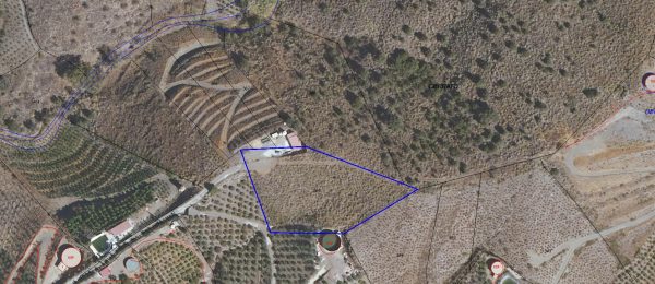 AX1299 – Plot of land with spectacular views, Velez-Malaga