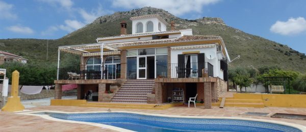 AX646 – Casa Vista del Lago, luxury country house, Alcaucin