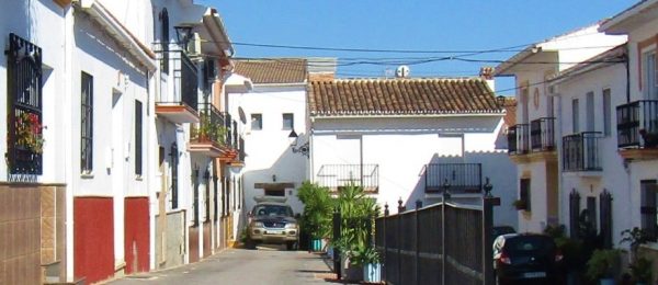 AX1376 – Casa La Cuadra, rustic style village house with 2 patios and roof terrace