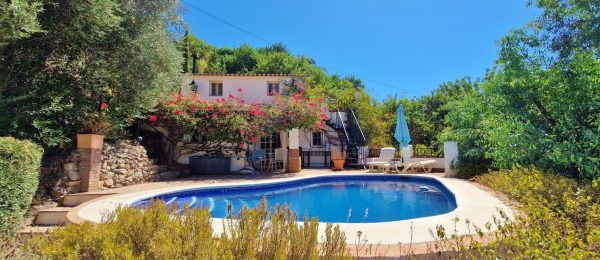 AX1330 – Finca Los Algarrobos, Comares