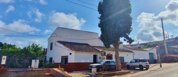 AX1341 – Casa Ermita, country house with orchard, Viñuela