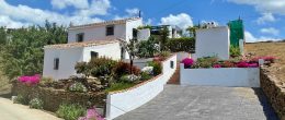 AX1387 – Casa Uno, country house in the hills above Triana, Velez-Malaga AX1387 – Casa Uno, country house in the hills above Triana, Velez-Malaga