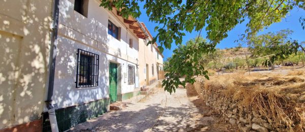 G181 – Casa de la Colonia, Fornes, Granada
