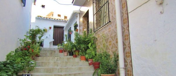 AX1415 – Casa de la Abuela, house to restore, Benamargosa