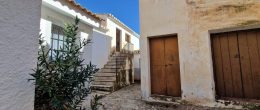 AX1414 – Casa El Palomar, village house to restore, Benamargosa