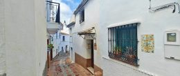 AX1434 – Casita Miguel, traditional village house, Comares