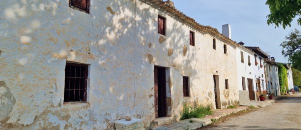 G191 and G192 – two houses to restore each with irrigated plot as optional extra, Fornes area, Granada