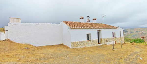 AX1449 – Cortijo Loma Blanca, rustic country cortijo, Almachar