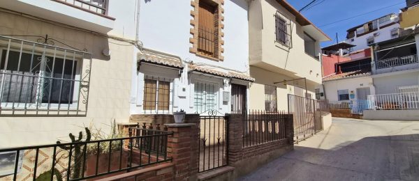 AX1463 – Casa Arroyo, Velez-Malaga village house